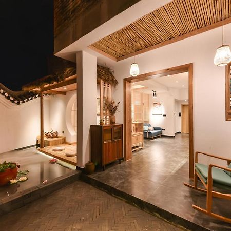Yifangyan - Tingyuan Qingshe Hostel Fenghuang Eksteriør billede