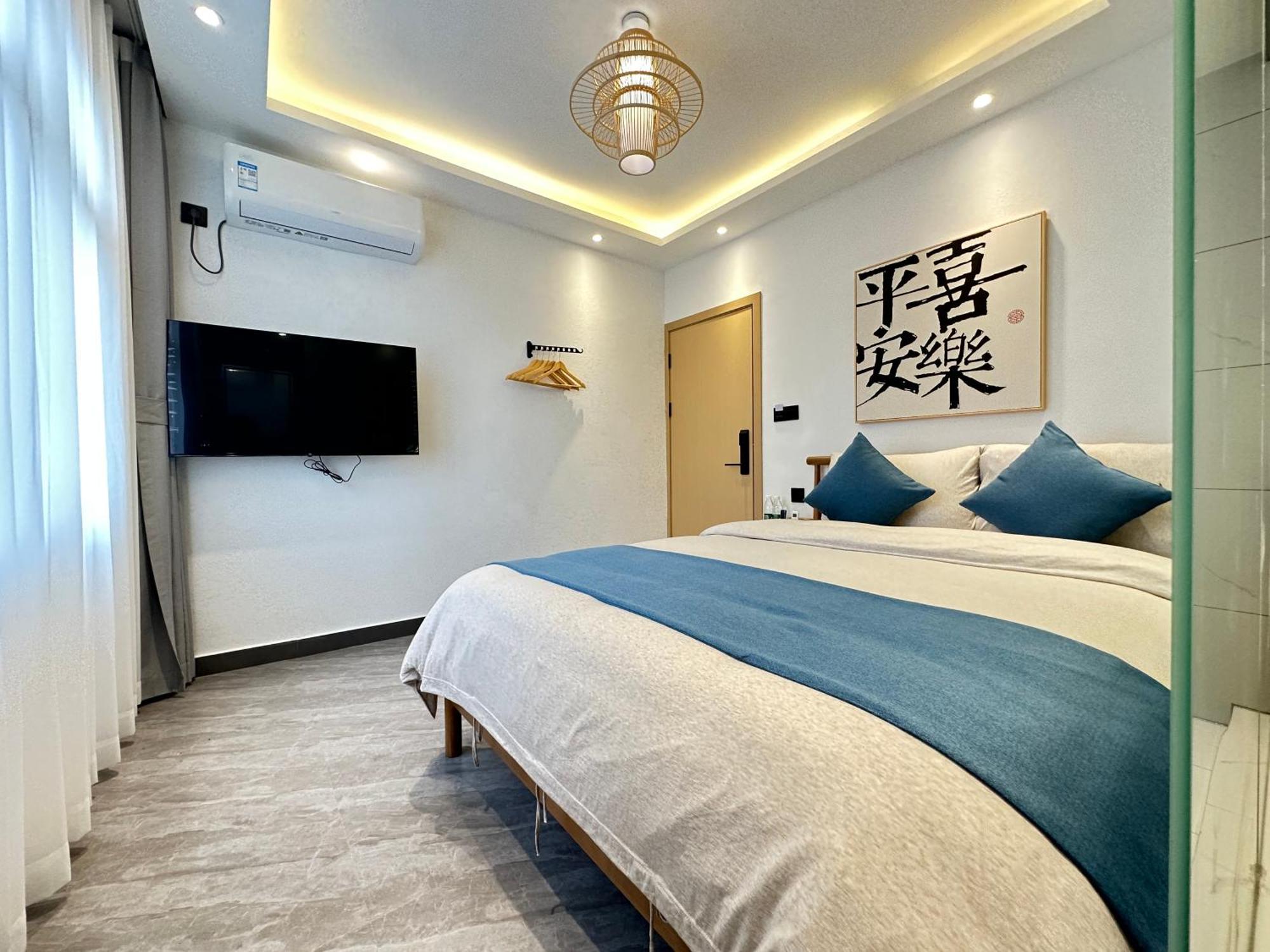 Yifangyan - Tingyuan Qingshe Hostel Fenghuang Eksteriør billede