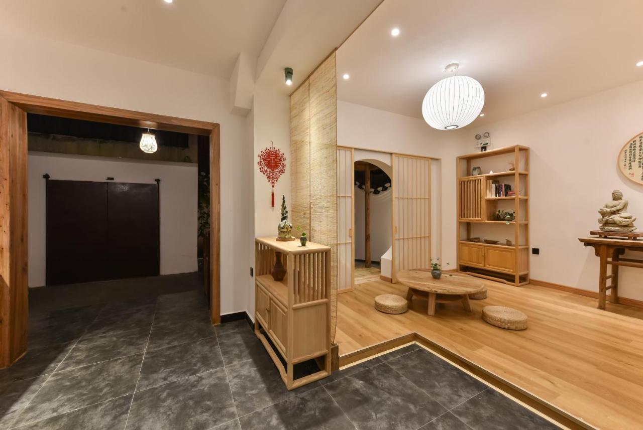 Yifangyan - Tingyuan Qingshe Hostel Fenghuang Eksteriør billede