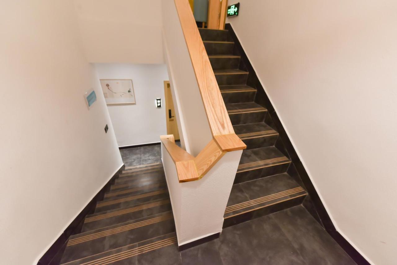 Yifangyan - Tingyuan Qingshe Hostel Fenghuang Eksteriør billede